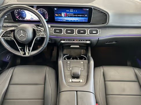 صورة السيارة