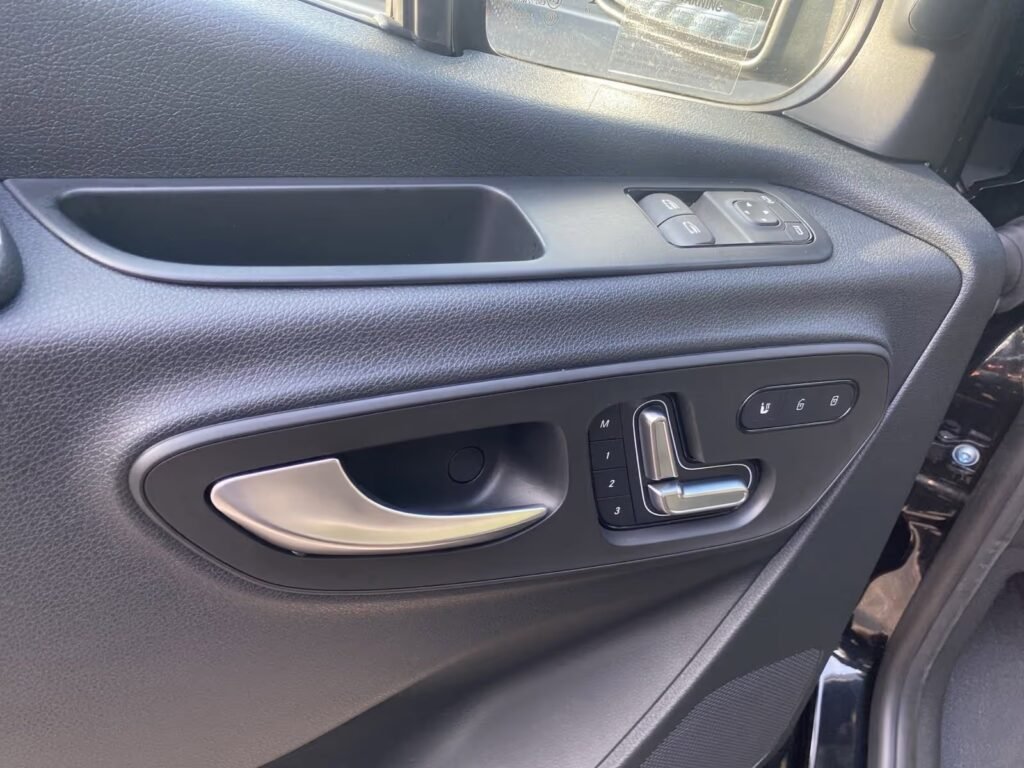 صورة السيارة