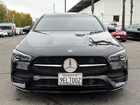 صورة السيارة