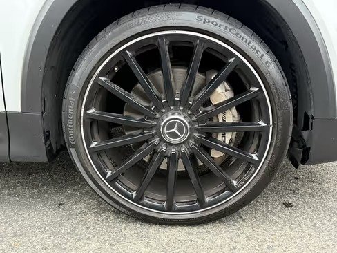 صورة السيارة