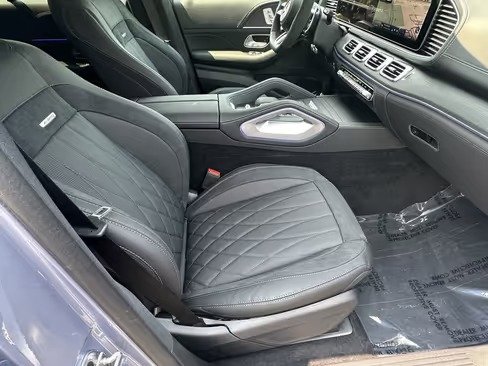 صورة السيارة