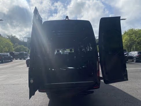 صورة السيارة