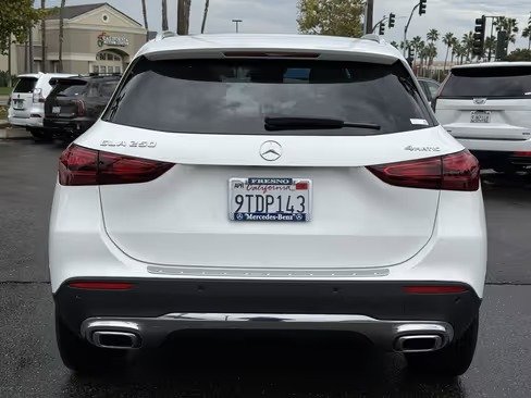 صورة السيارة