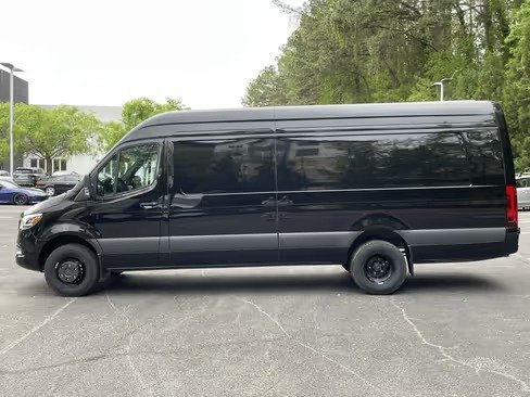 صورة السيارة