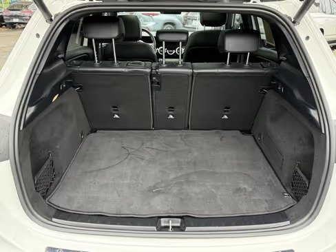 صورة السيارة