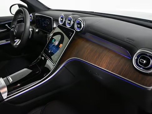 صورة السيارة