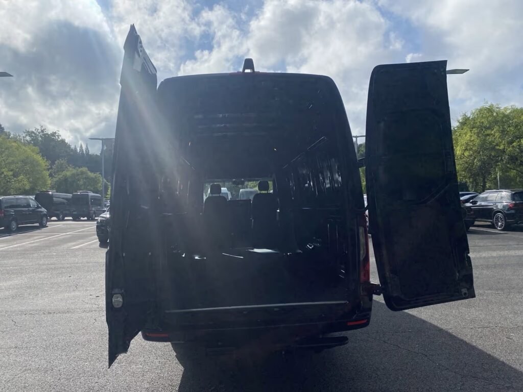 صورة السيارة