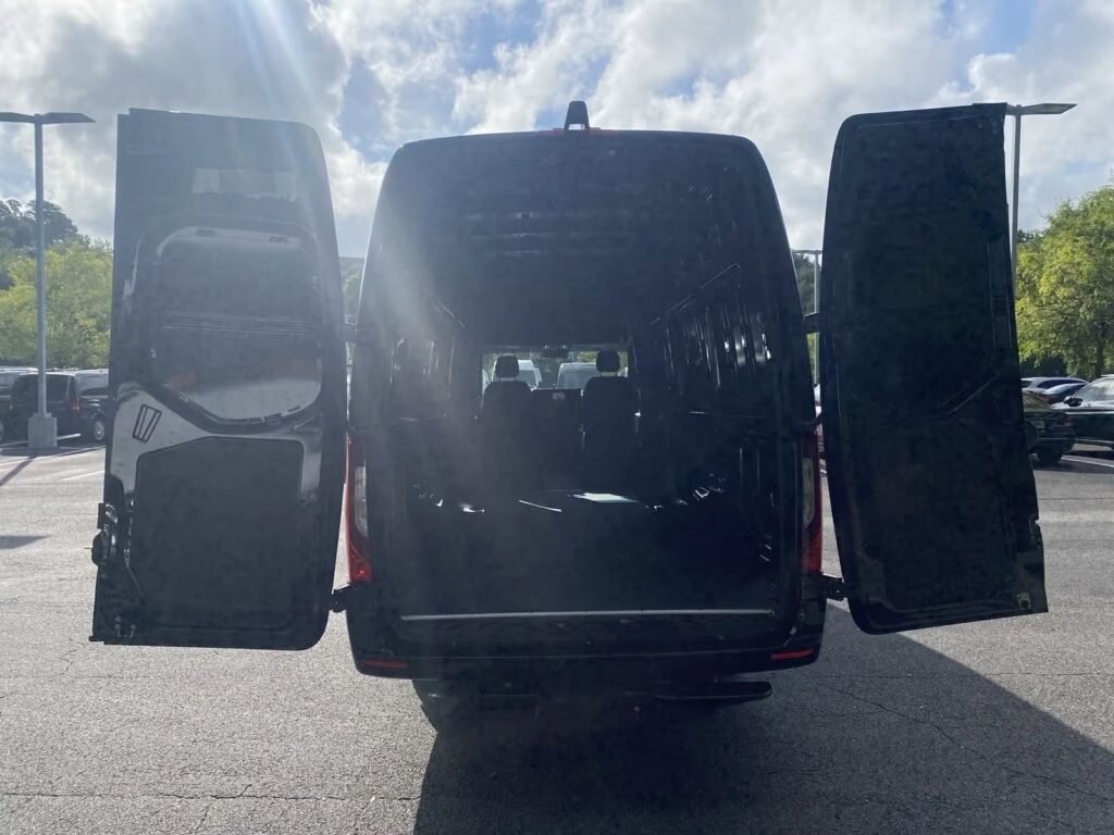 صورة السيارة