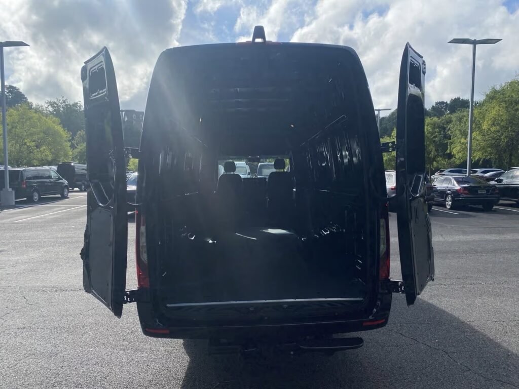 صورة السيارة