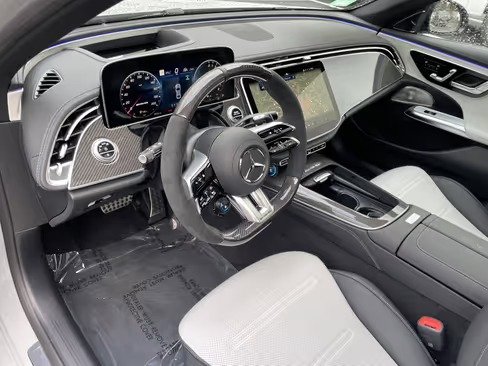 صورة السيارة