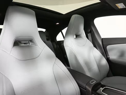 صورة السيارة