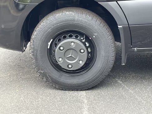 صورة السيارة