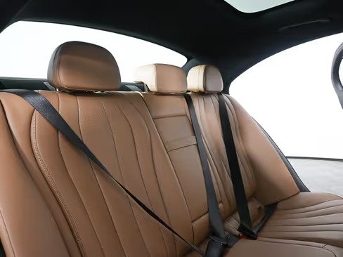 صورة السيارة