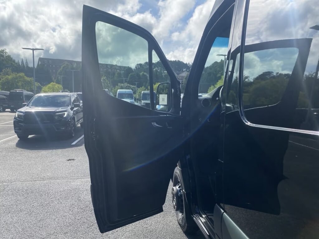 صورة السيارة