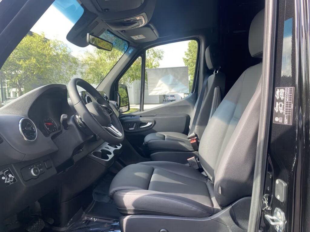 صورة السيارة