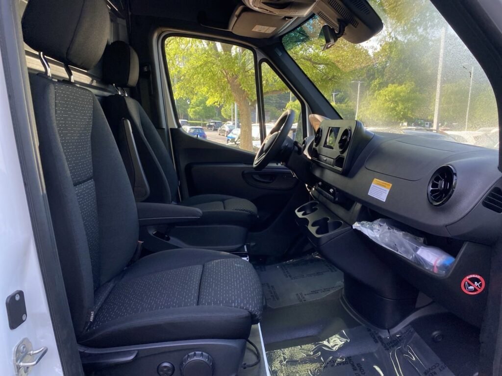 صورة السيارة