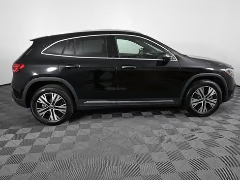 صورة السيارة