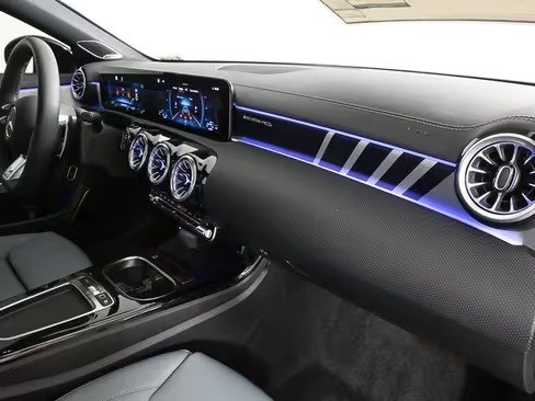 صورة السيارة