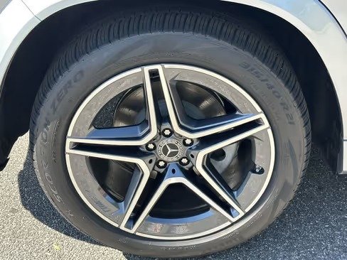 صورة السيارة