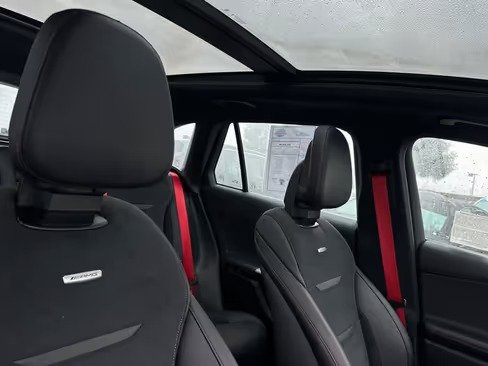 صورة السيارة