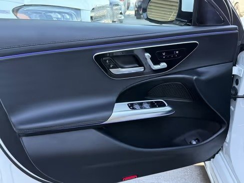 صورة السيارة