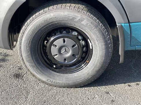 صورة السيارة