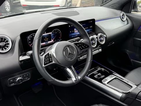 صورة السيارة