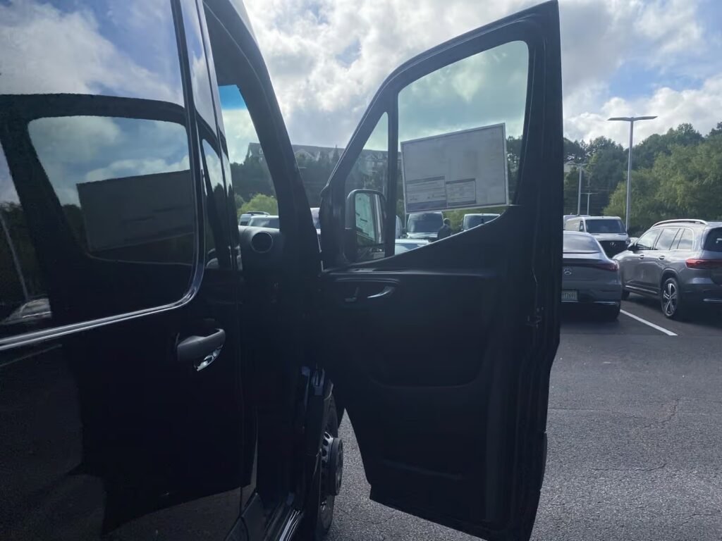 صورة السيارة