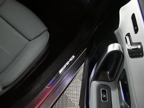 صورة السيارة