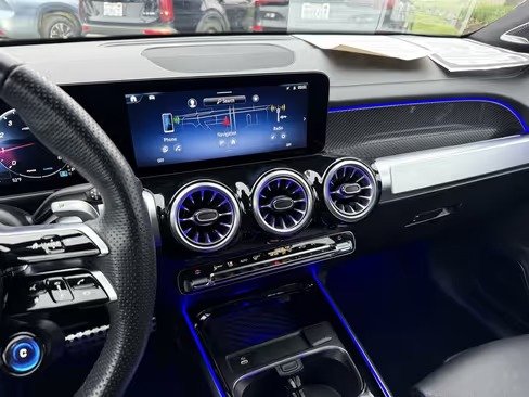 صورة السيارة