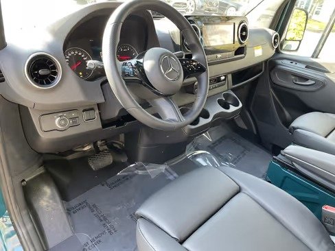 صورة السيارة