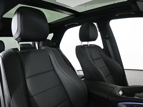 صورة السيارة