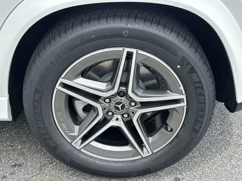 صورة السيارة