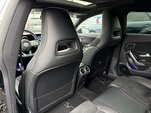 صورة السيارة