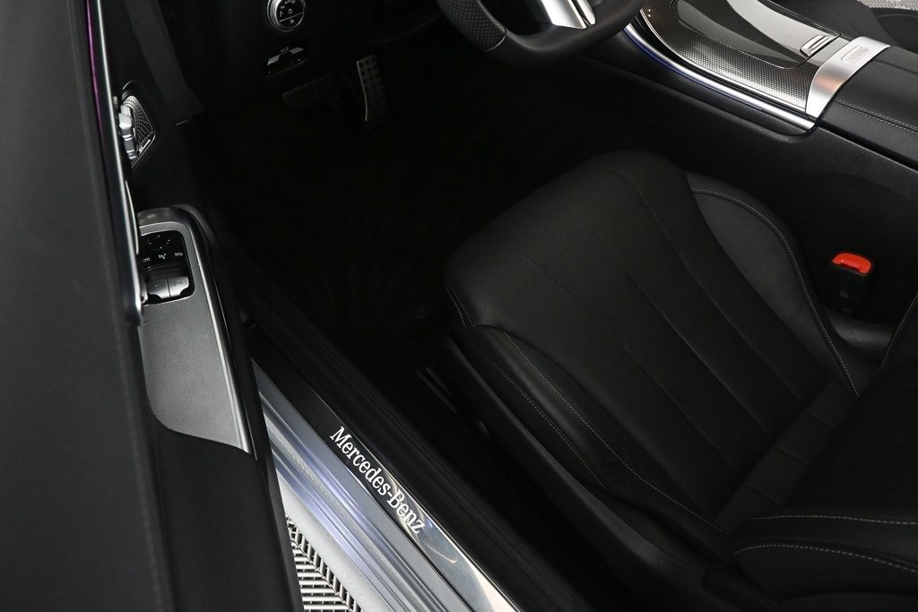 صورة السيارة