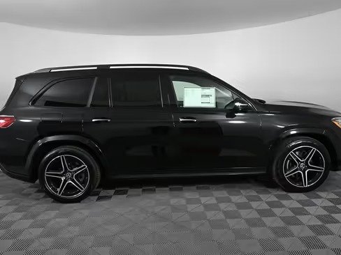 صورة السيارة