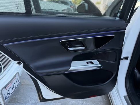 صورة السيارة