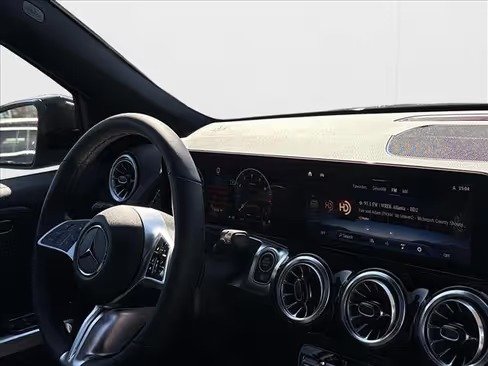 صورة السيارة