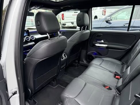 صورة السيارة