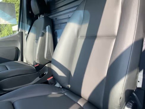 صورة السيارة