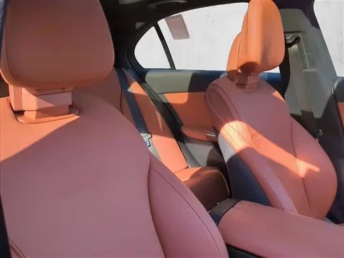 صورة السيارة