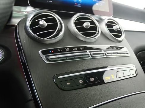 صورة السيارة