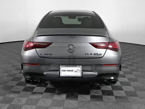 صورة السيارة