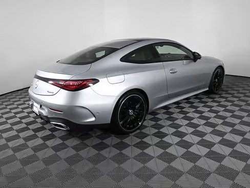 صورة السيارة