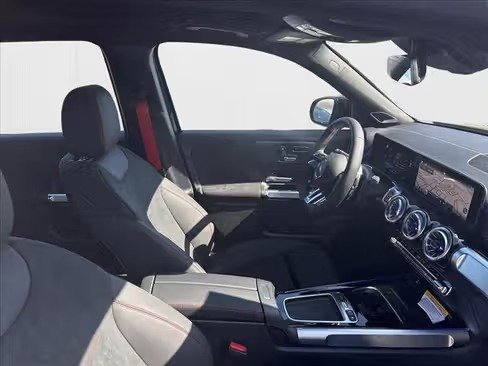 صورة السيارة