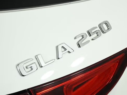 صورة السيارة