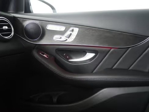 صورة السيارة