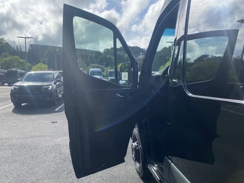 صورة السيارة