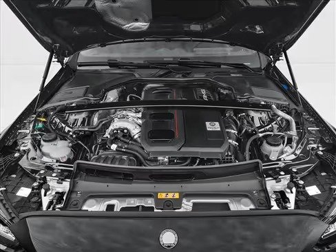 صورة السيارة