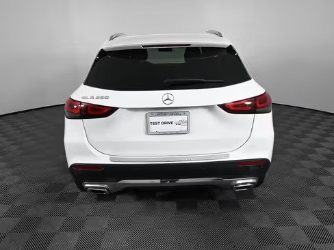 صورة السيارة